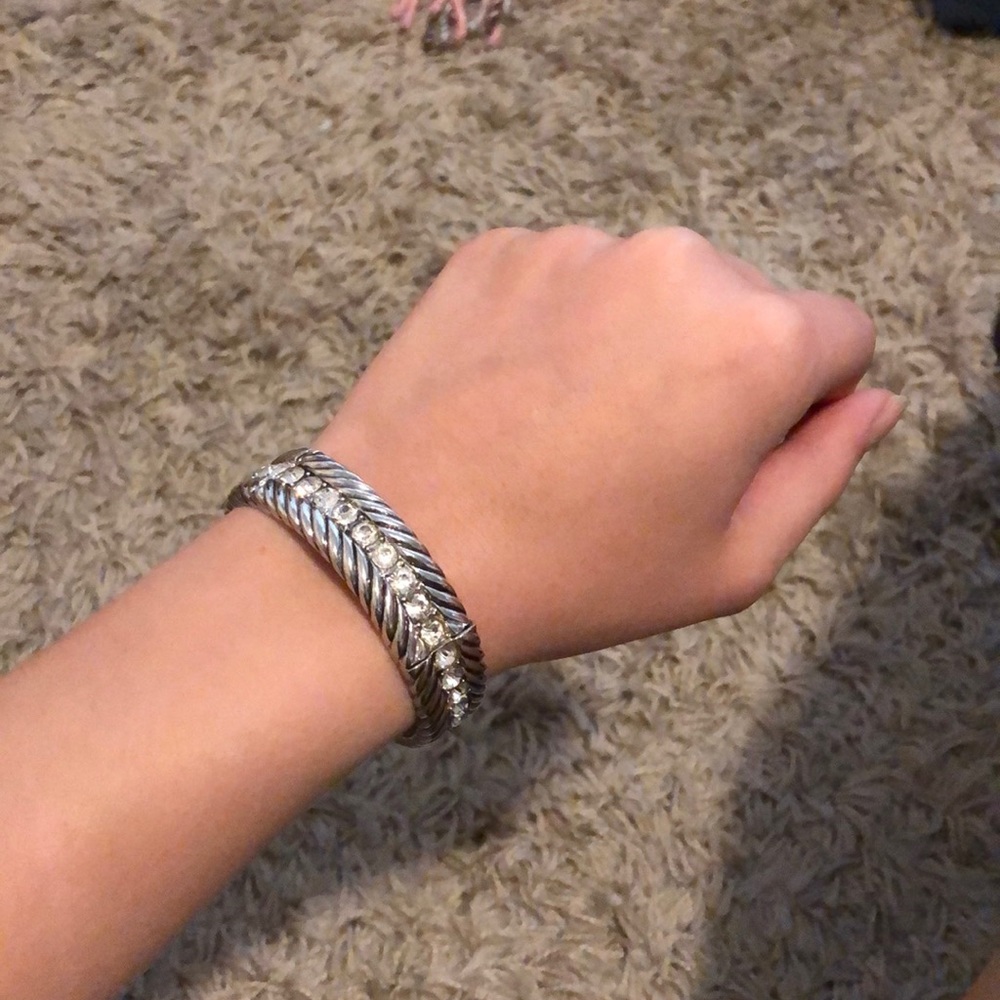 Adorable diamond bracelet